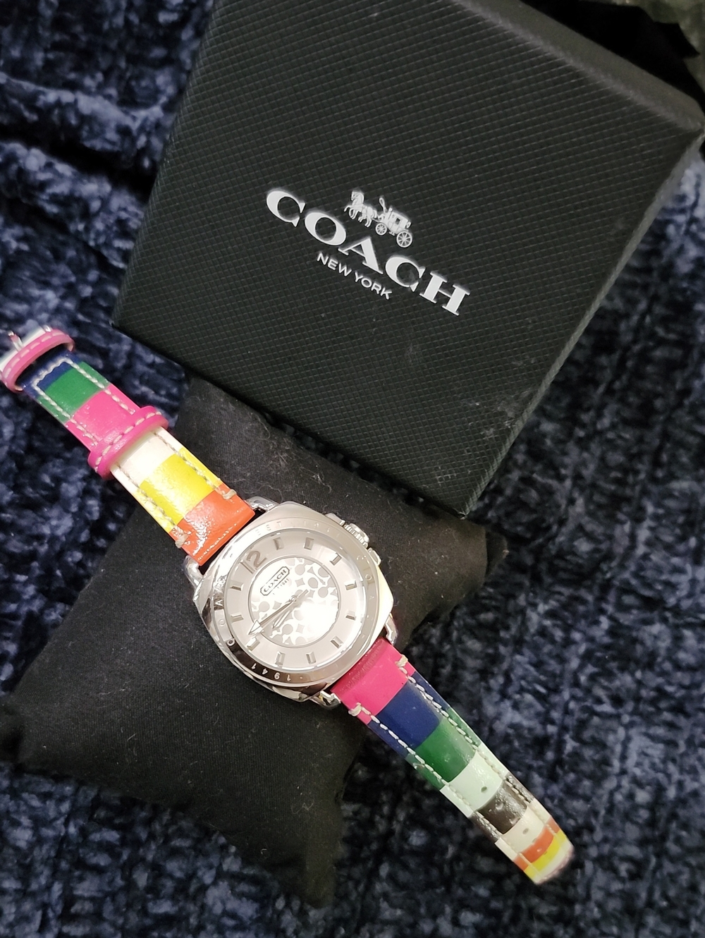 COACH Legacy Rainbow Leather Strap Watch -est.  26mm/15mm Strap W/box